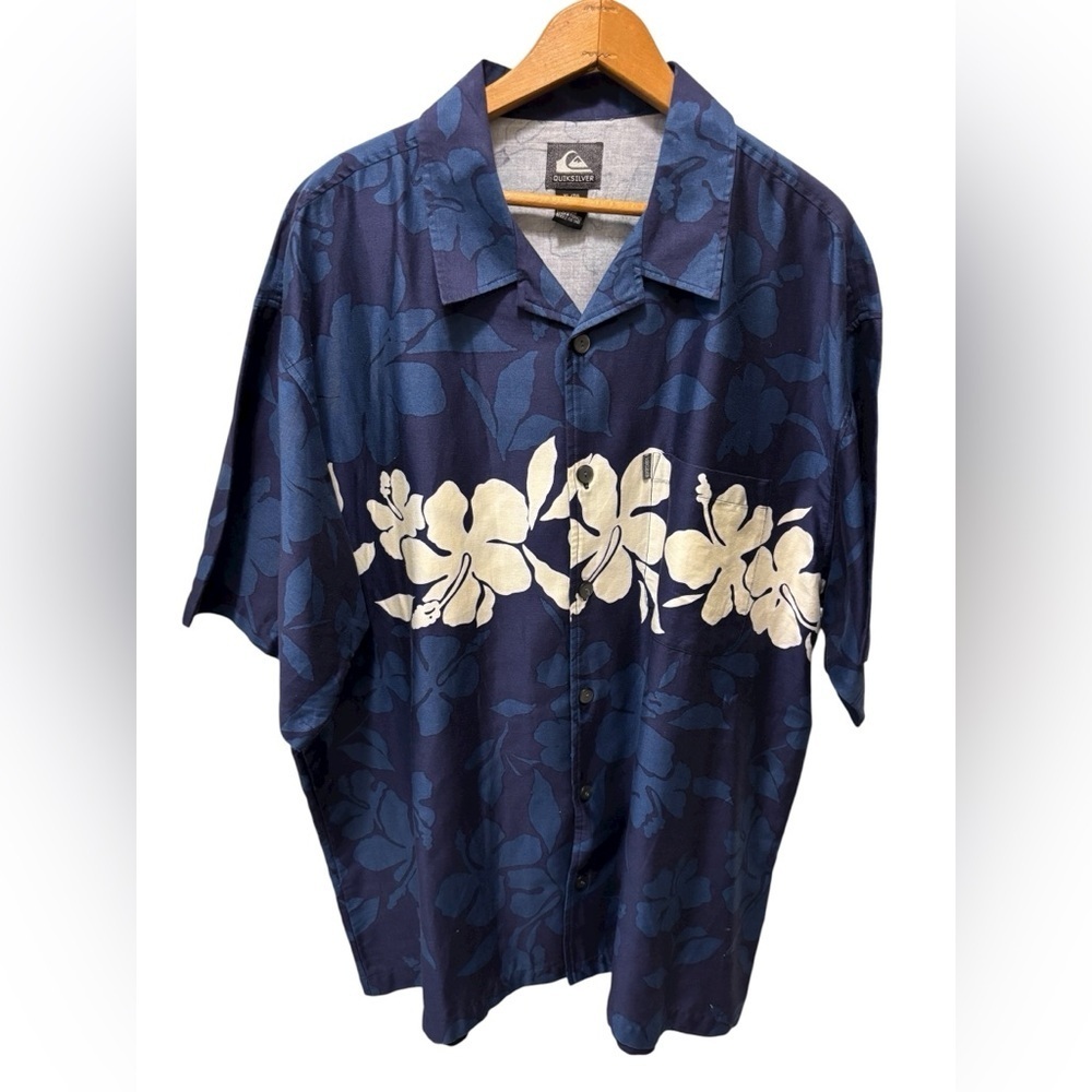 Quicksilver Men’s Hawaiian Button Down SS Shirt XL Navy White Vacation Tropical